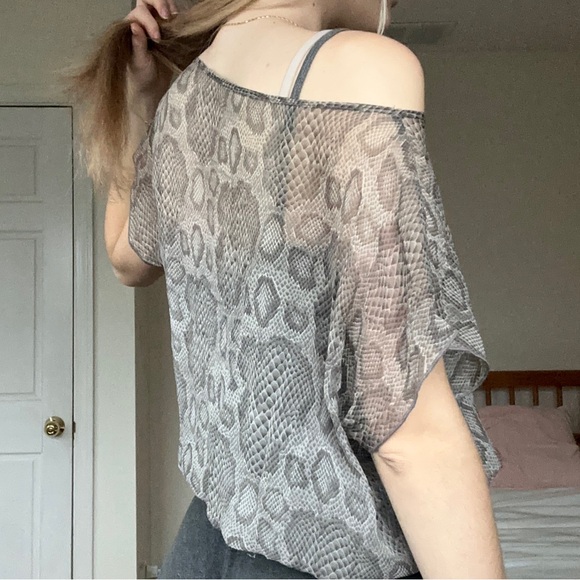 Bailey44 Snakeskin Blpuse with Tank Top - Picture 4 of 4